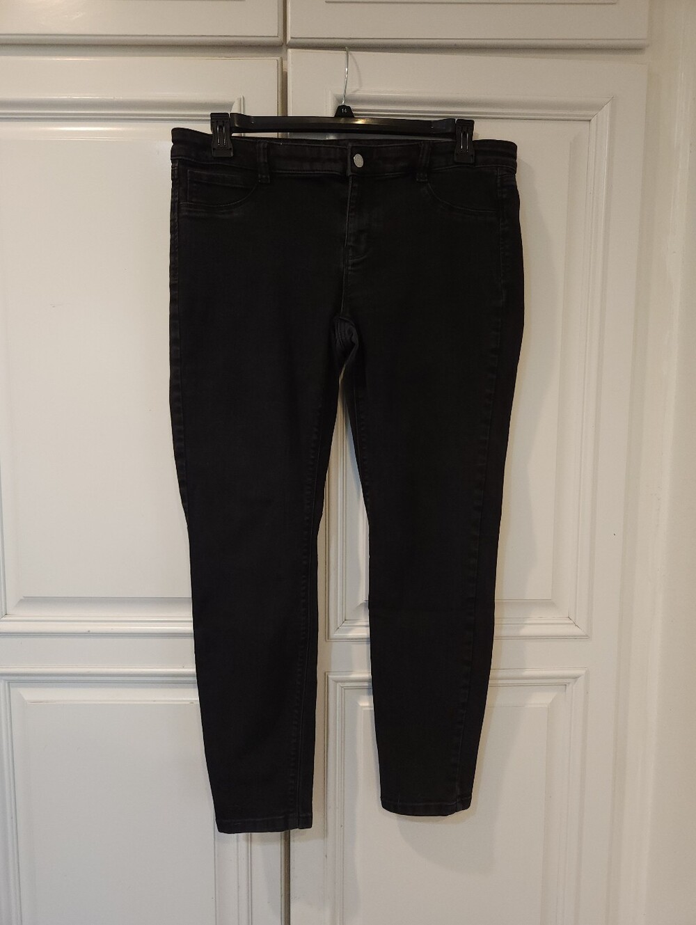 High-Rise Black Women's Stretch Jeans